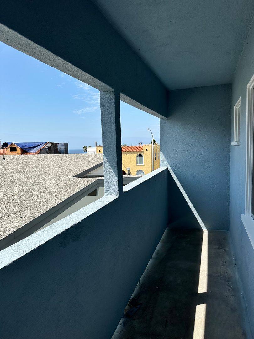 North of Pier Beach Pad, 1542 Monterey Blvd, Hermosa Beach, CA 90254 - Apartment for Rent - Image 9
