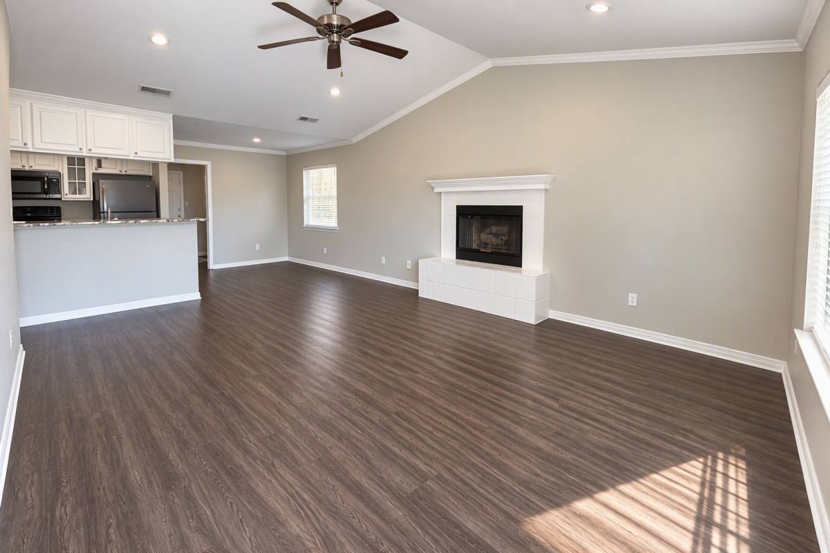 8320 Cambridge Rd #M16, Tyler, TX 75703 - Townhouse for Rent - Image 2