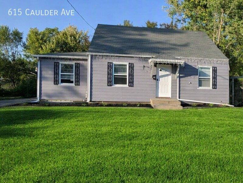 House for rent at 615 Caulder Ave, Des Moines, IA 50315
