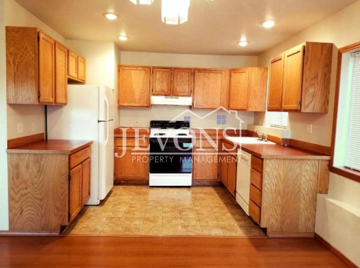 Apartment for rent at 10709 Roseberg Ave S, Seattle, WA 98168