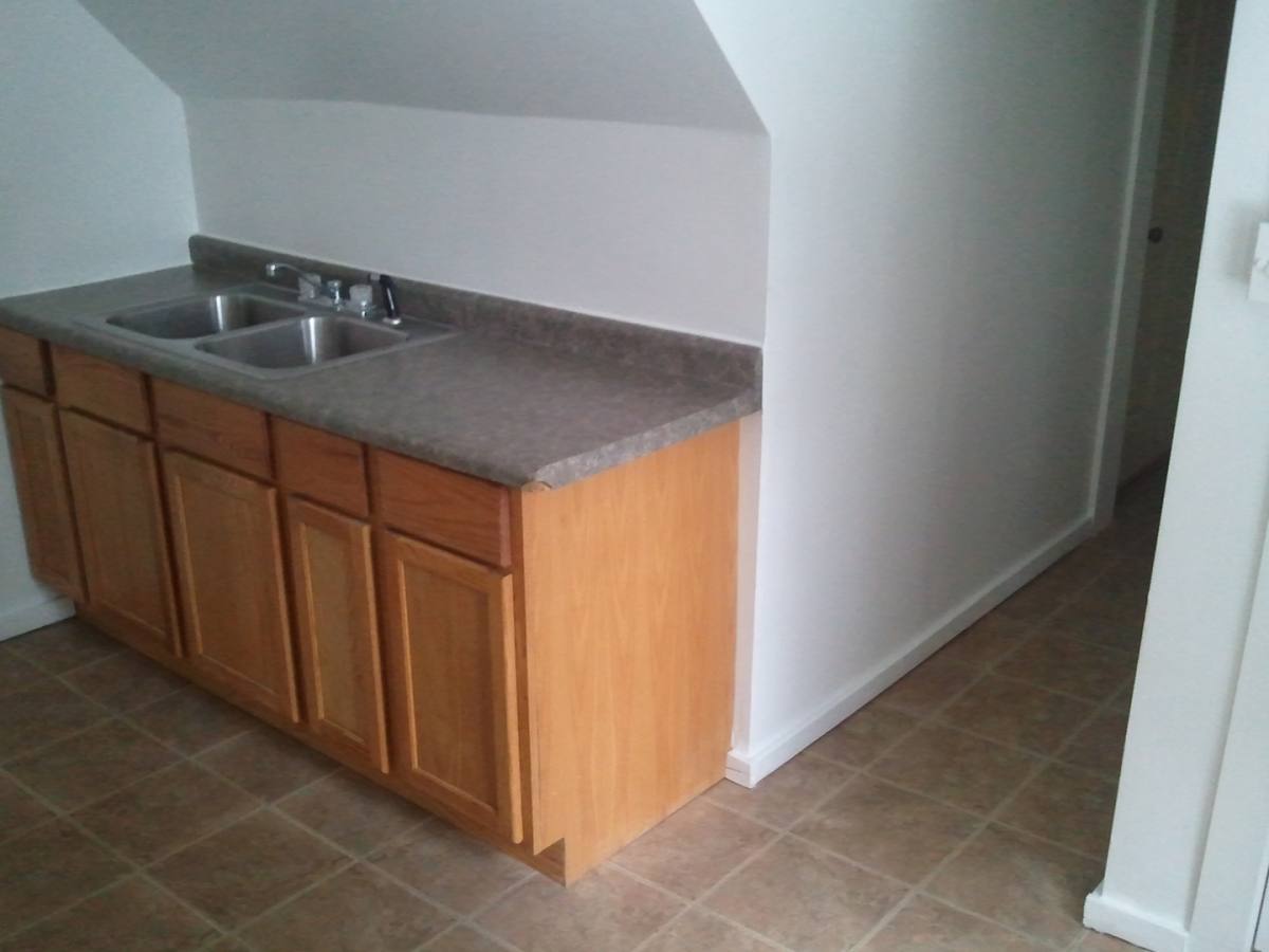 2113 W 3rd St, Duluth, MN 55806 - Apartment for Rent - Image 3