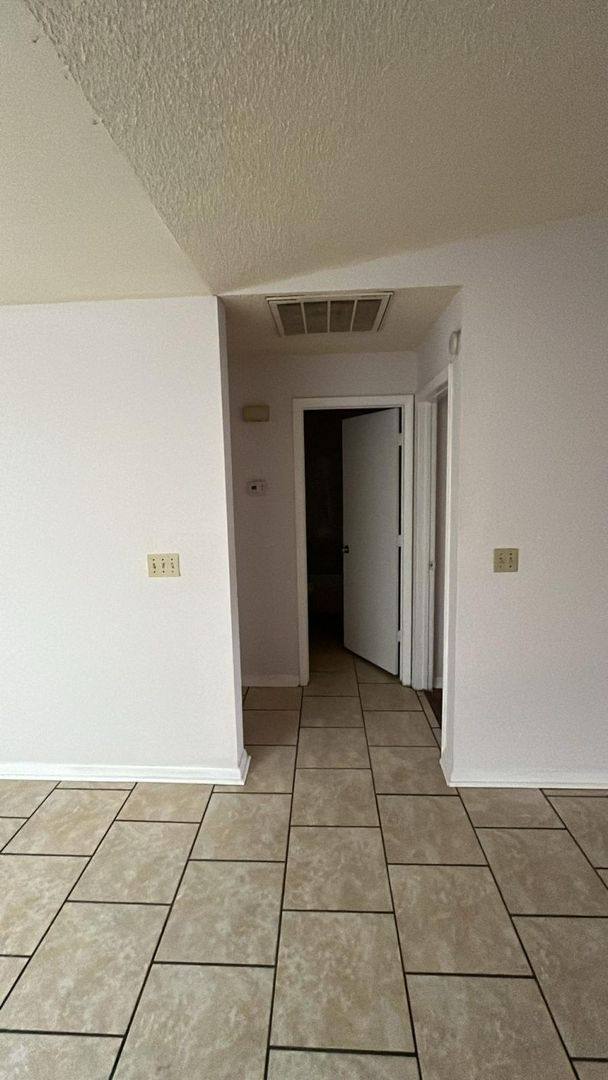 3229-3231 Julia Court, Lakeland, FL 33810 - Apartment for Rent - Image 5
