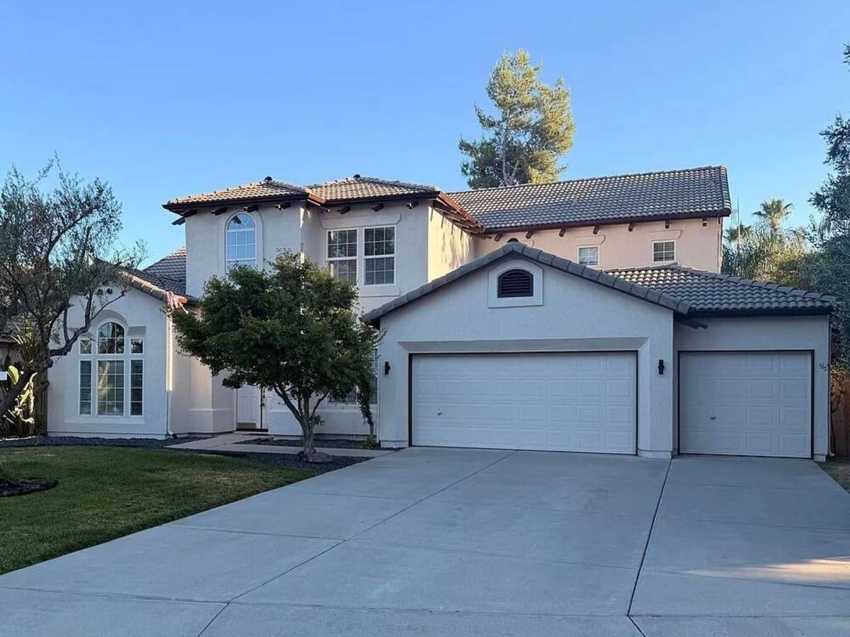 House for rent at 5408 W Perez Ave, Visalia, CA 93291
