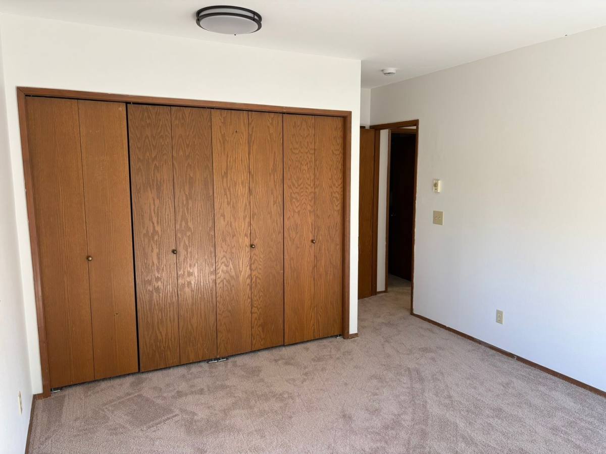 Juniper Court, 885 3rd Ave NW, Issaquah, WA 98027 - Apartment for Rent - Image 9