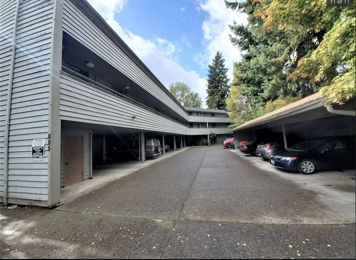 Juniper Court, 885 3rd Ave NW, Issaquah, WA 98027 - Apartment for Rent - Image 2
