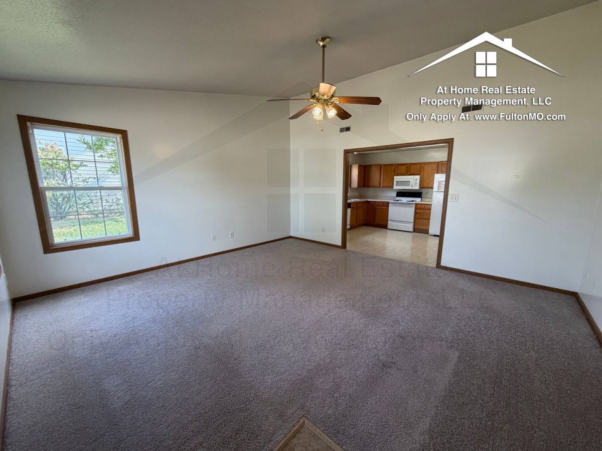 436-438 Sabre Circle, Fulton, MO 65251 - Apartment for Rent - Image 5