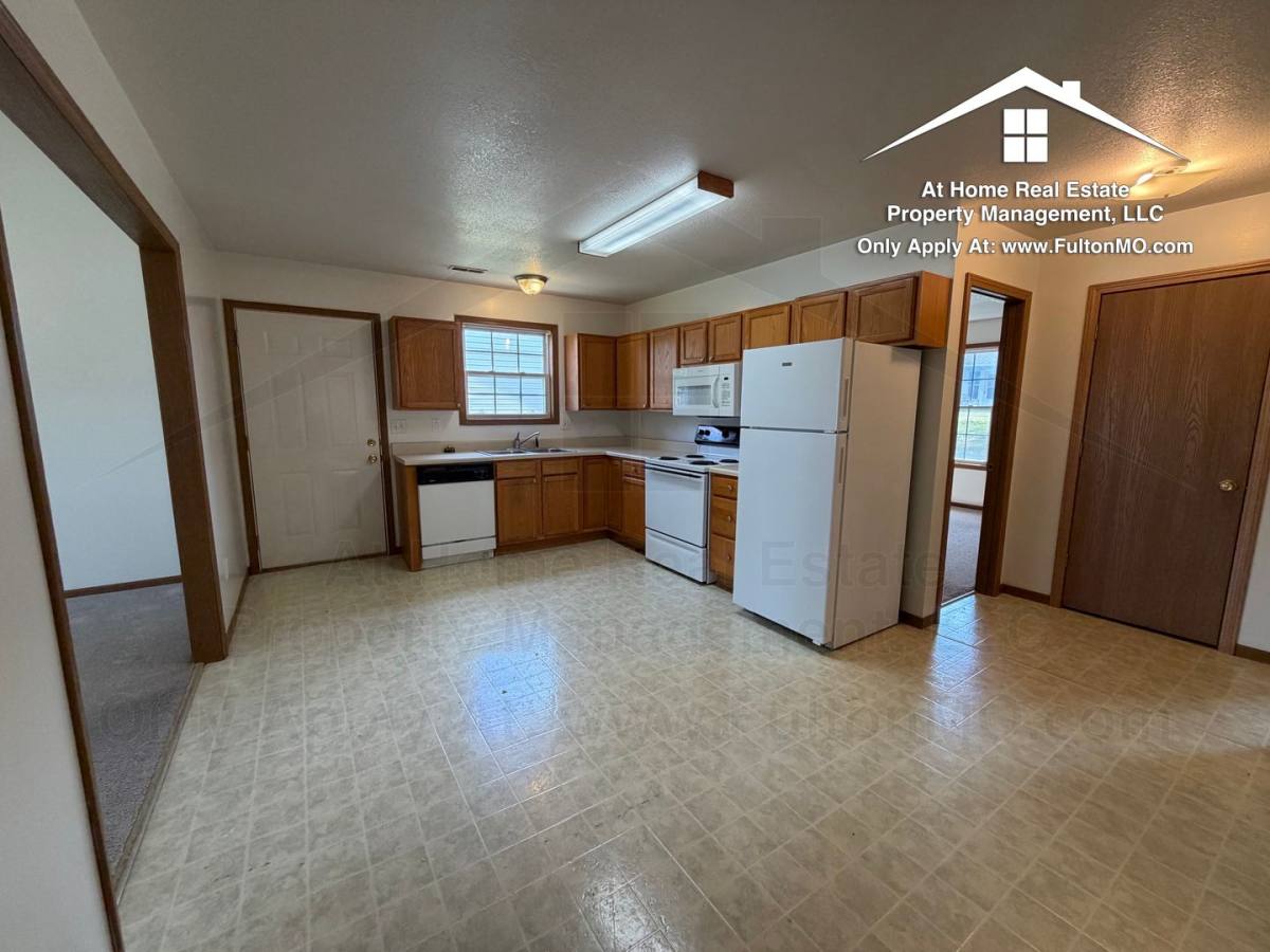 436-438 Sabre Circle, Fulton, MO 65251 - Apartment for Rent - Image 6