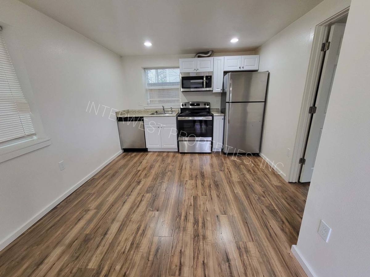 2451-2473 Trade St SE, Salem, OR 97301 - Apartment for Rent - Image 5