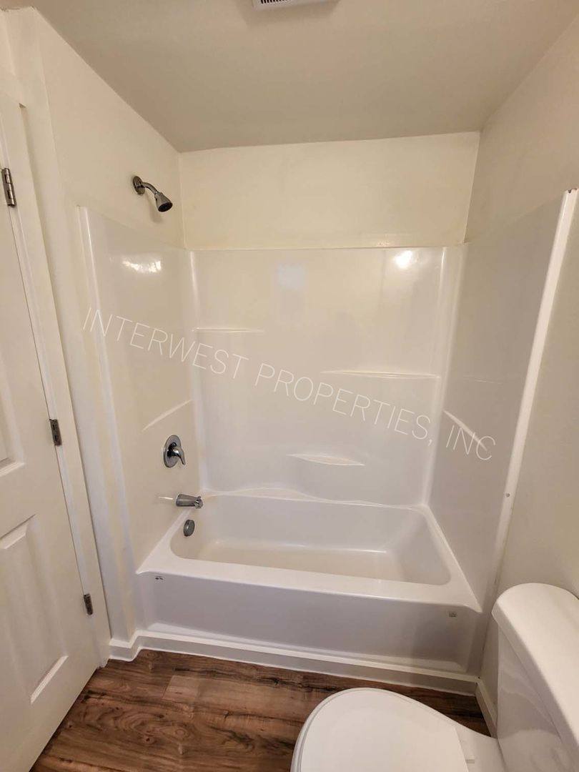2451-2473 Trade St SE, Salem, OR 97301 - Apartment for Rent - Image 10