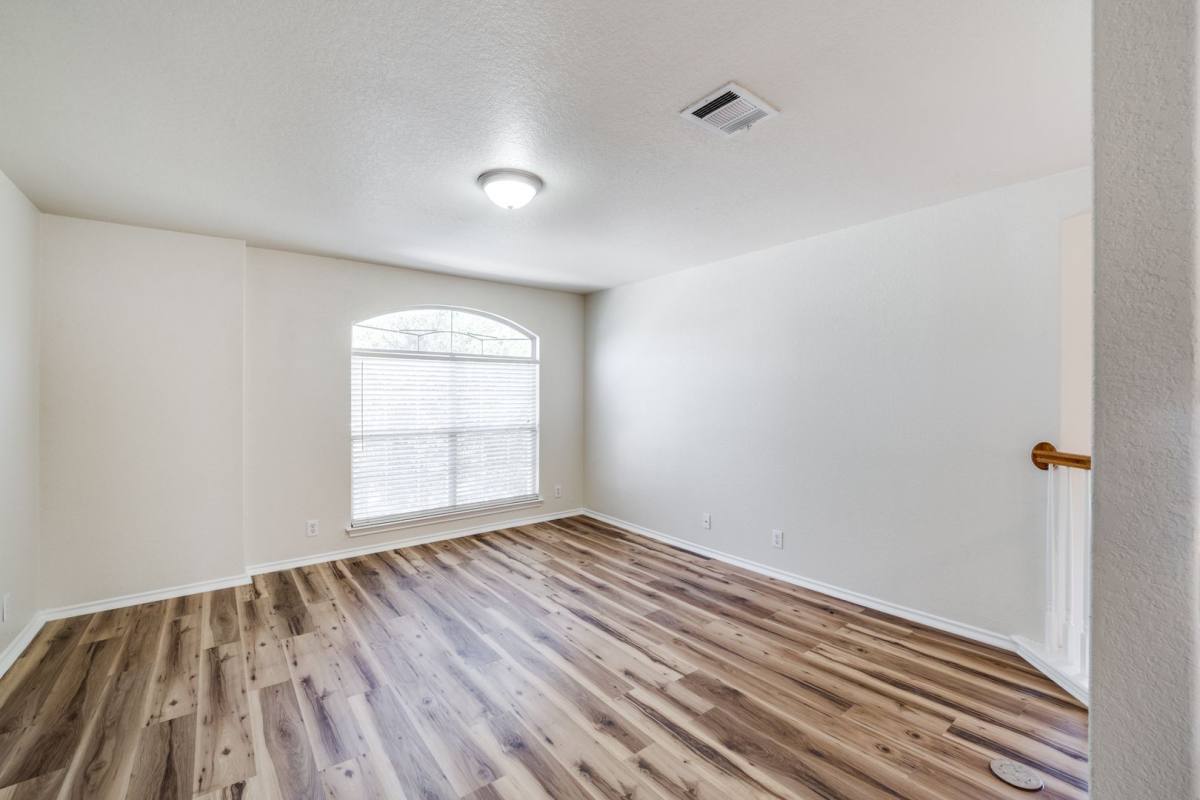 2434 Dove Crossing, New Braunfels, TX 78130 - House for Rent - Image 8