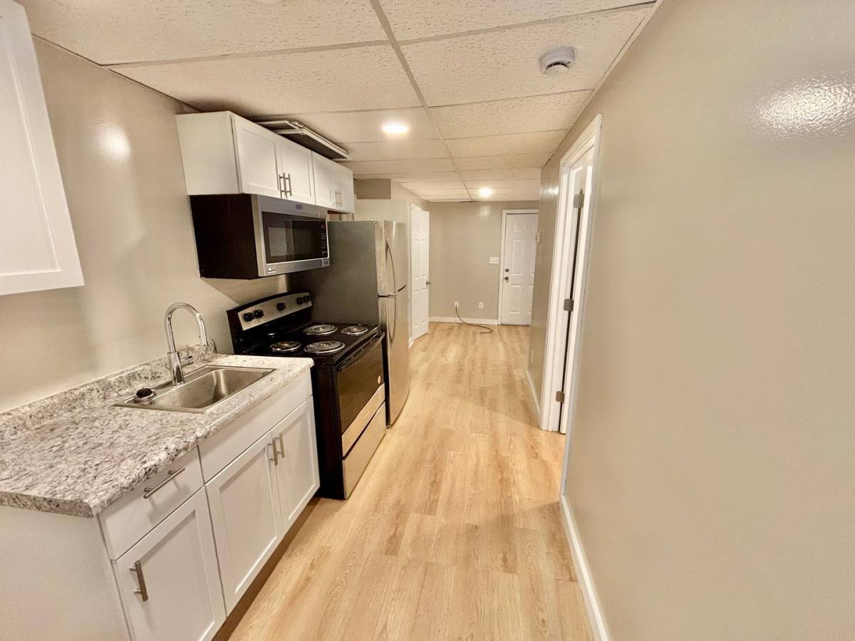 2802 Rodman St #2, Louisville, KY 40208 - Apartment for Rent - Image 2