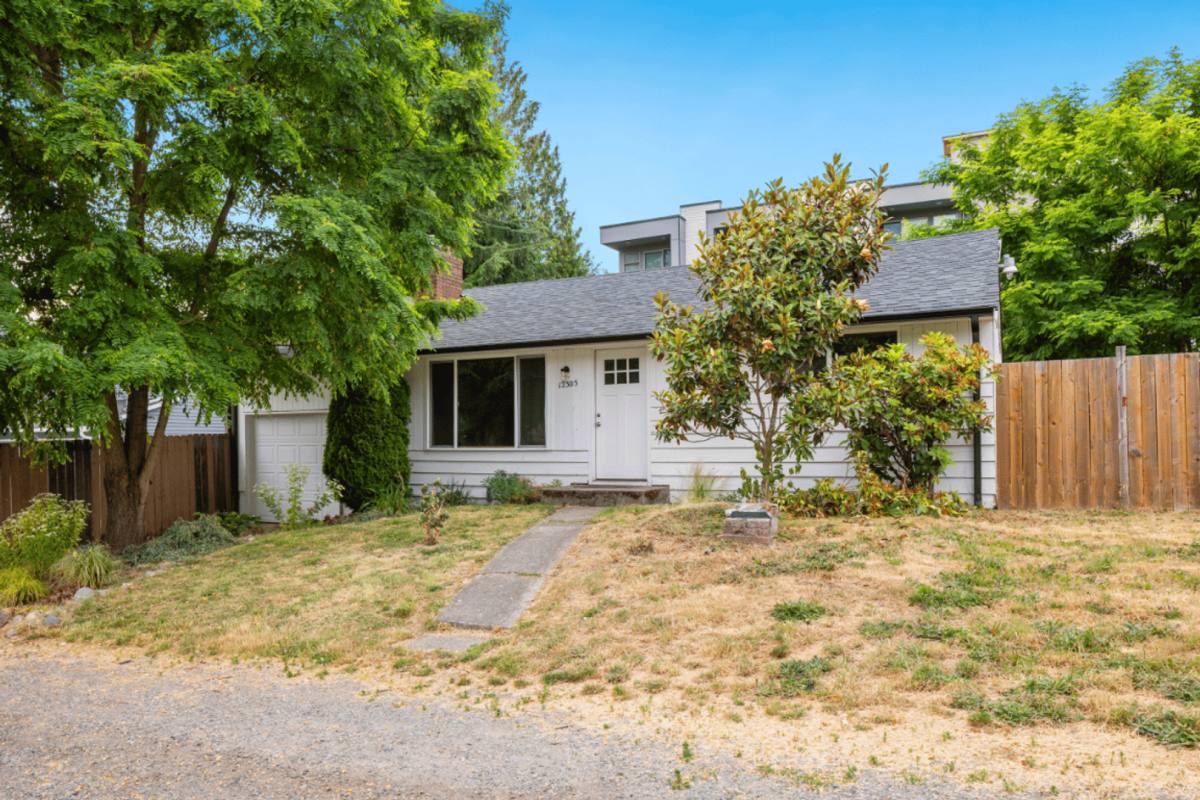 12305 15th Ave NE, Seattle, WA 98125 - Apartment for Rent - Image 2
