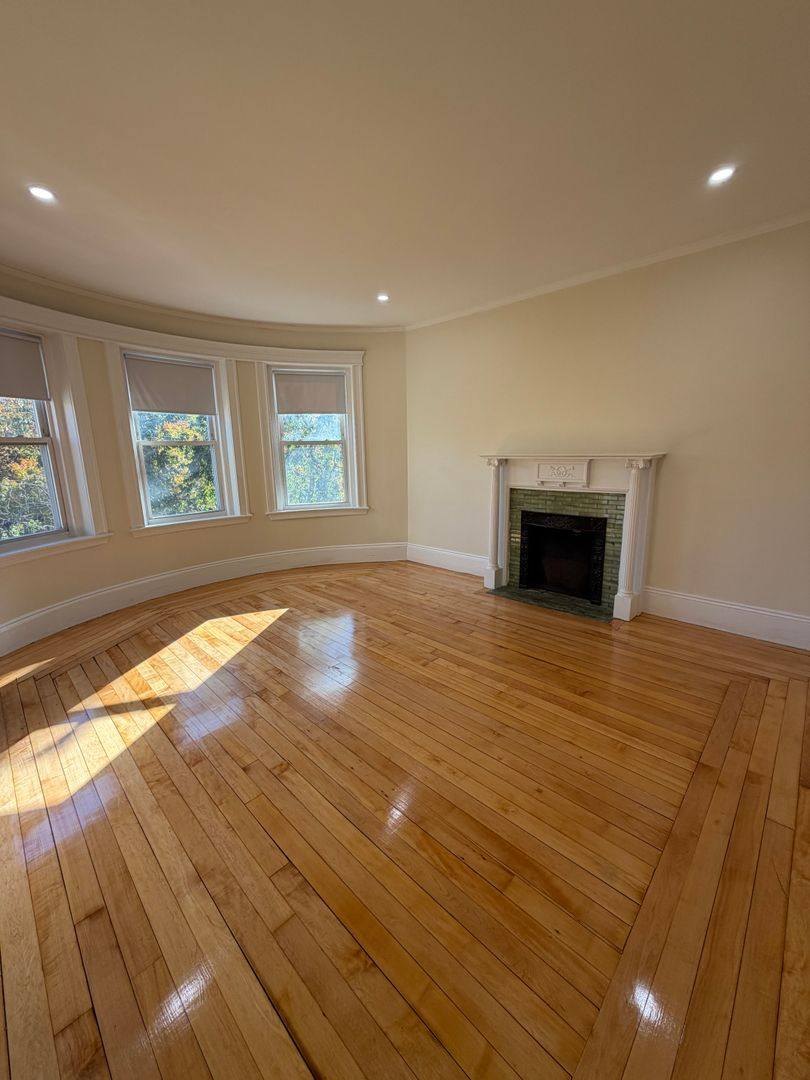 1818 Beacon St #7G, Brookline, MA 02445 - Apartment for Rent - Image 2