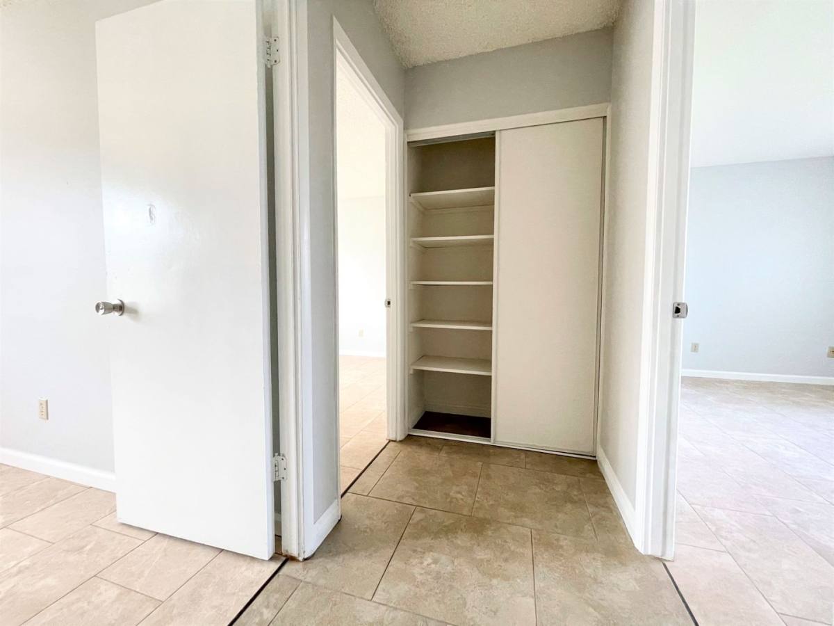 321 Redondo Dr, Oceanside, CA 92057 - House for Rent - Image 8