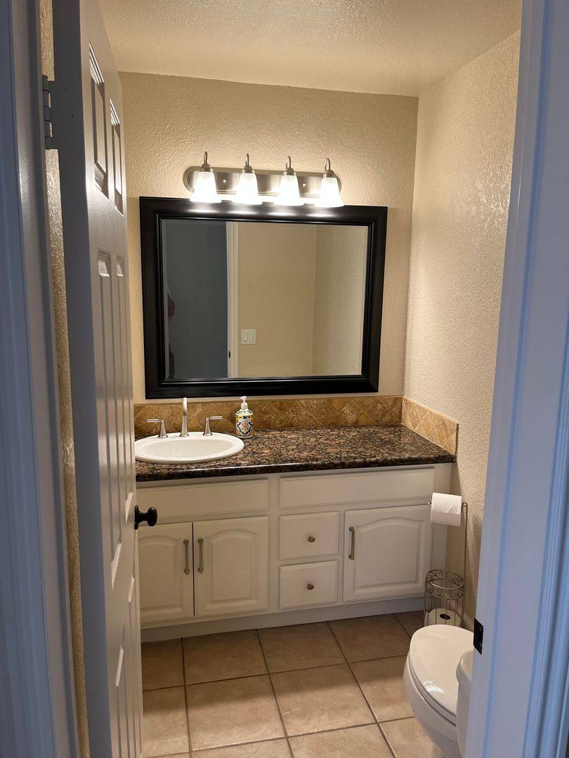 1212 Woodview Dr, Oceanside, CA 92056 - House for Rent - Image 6