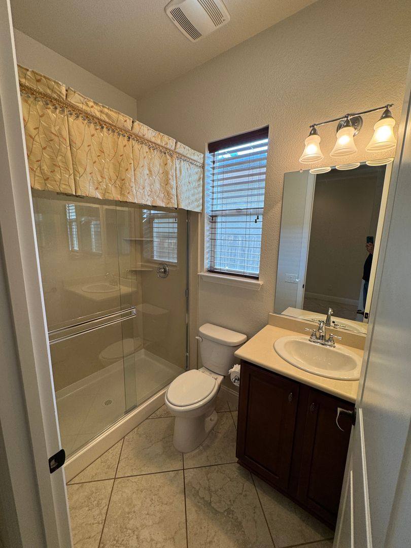 2233 Coryton Lane, Roseville, CA 95747 - House for Rent - Image 7