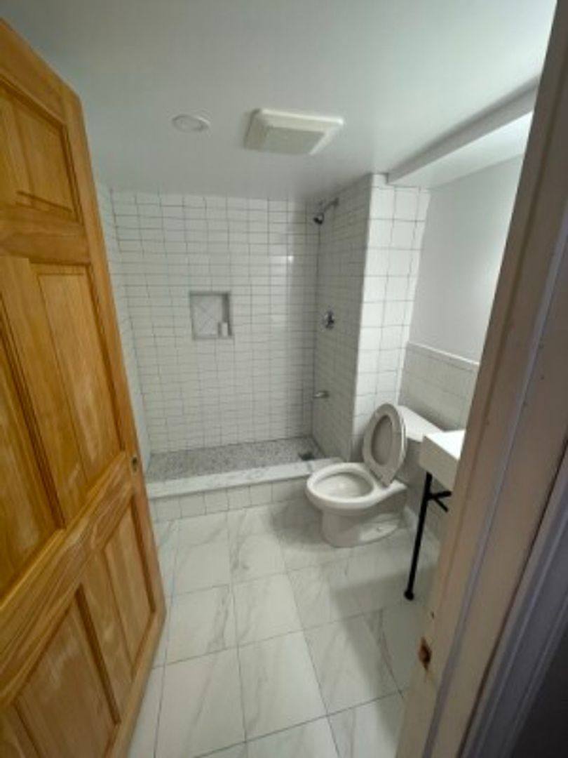 211 St Paul St #C, Brookline, MA 02445 - Apartment for Rent - Image 9