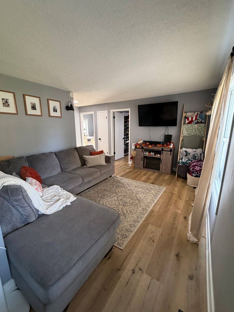 Apartment for rent at 5527 Watters Are, Hudson, IA 50643