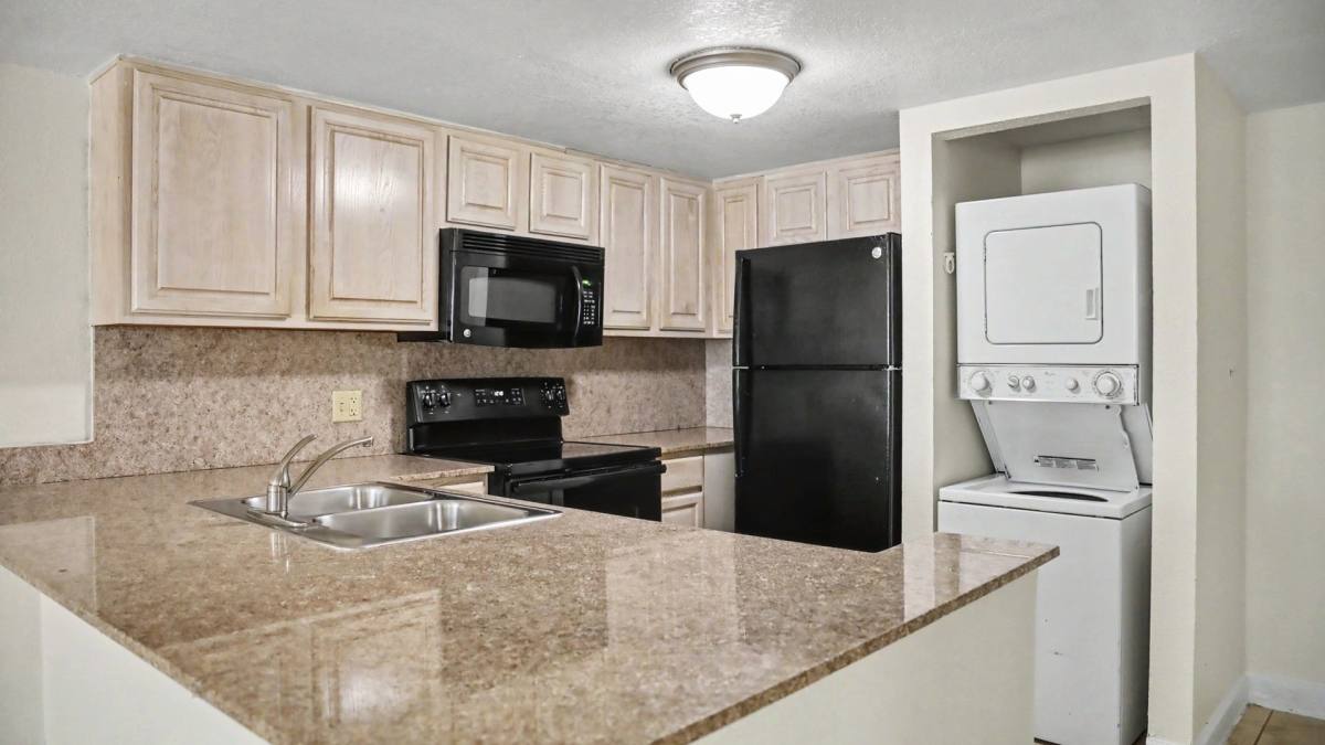 The Oaks, 2791 N Poinciana Blvd, Kissimmee, FL 34746 - Condo for Rent - Image 9