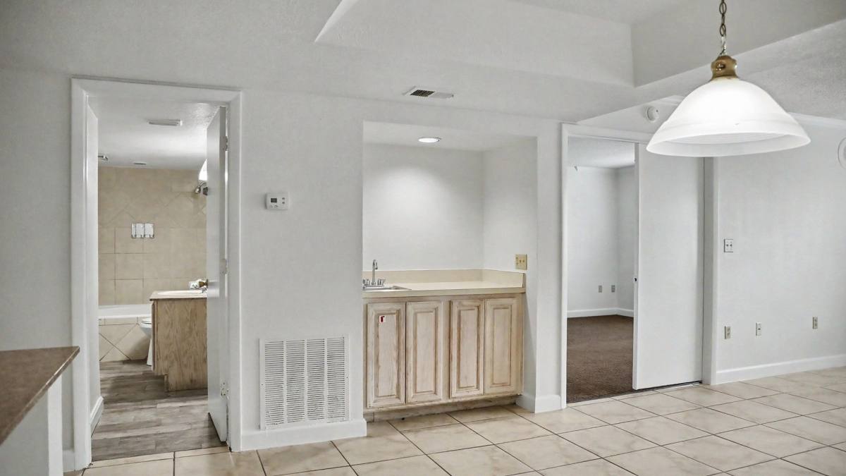 The Oaks, 2791 N Poinciana Blvd, Kissimmee, FL 34746 - Condo for Rent - Image 5