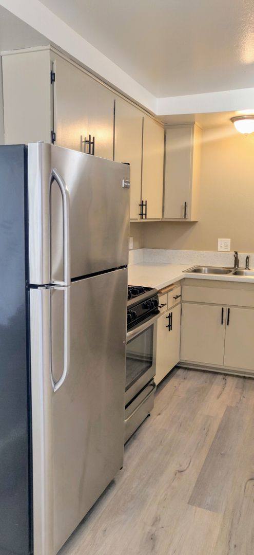 Archview Terrace, 4248 Arch Dr, Studio City, CA 91604 - Apartment for Rent - Image 4