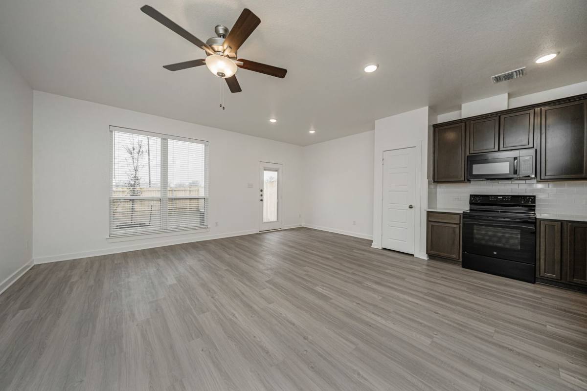 8467 Adelaide Dr, Temple, TX 76502 - Townhouse for Rent - Image 8