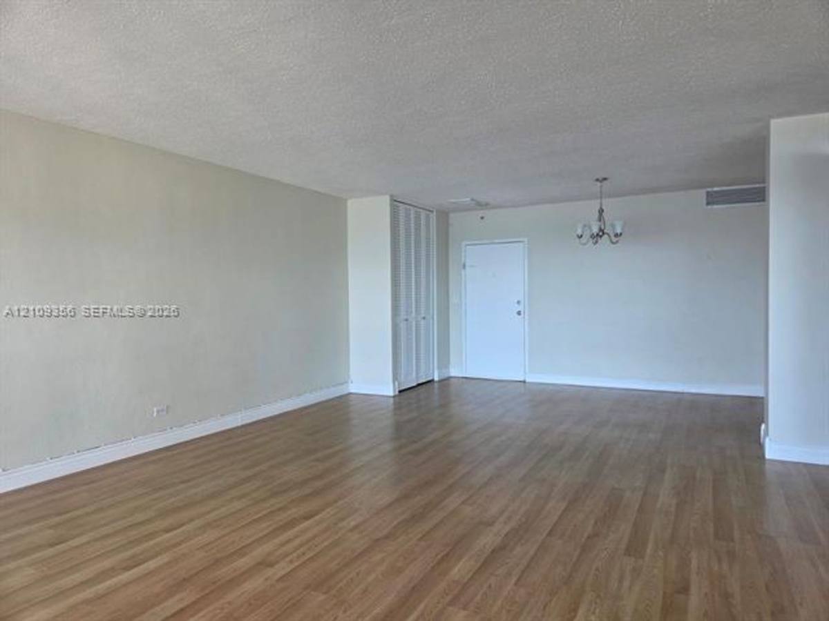 2451 Brickell Ave #18U, Miami, FL 33129 - Townhouse for Rent - Image 5