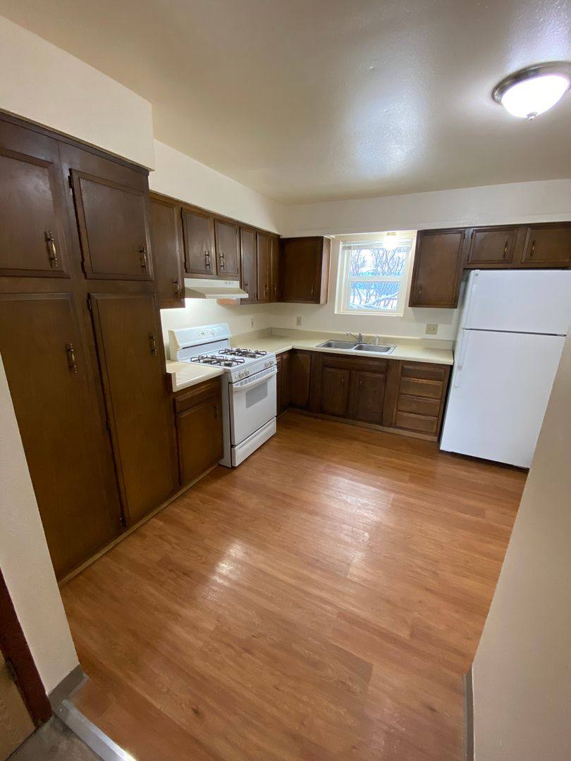 2506 Eide St, Anchorage, AK 99503 - Apartment for Rent - Image 4