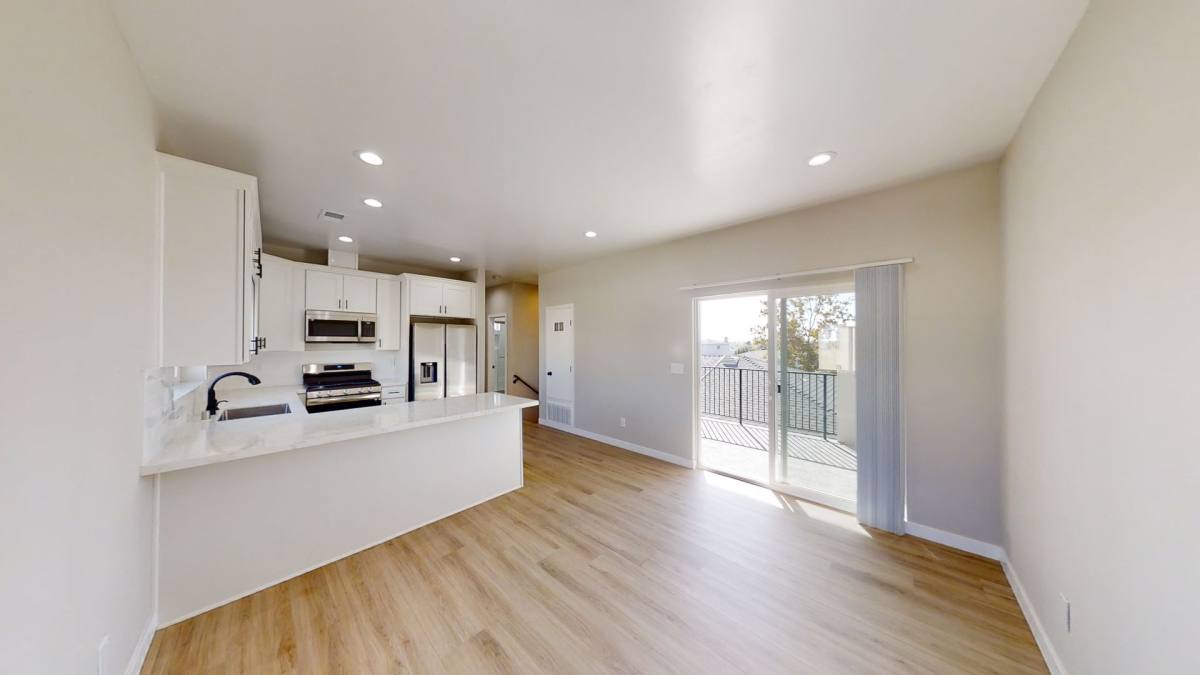 Townhouse for rent at 5073 55th Place, San Diego, CA 92115