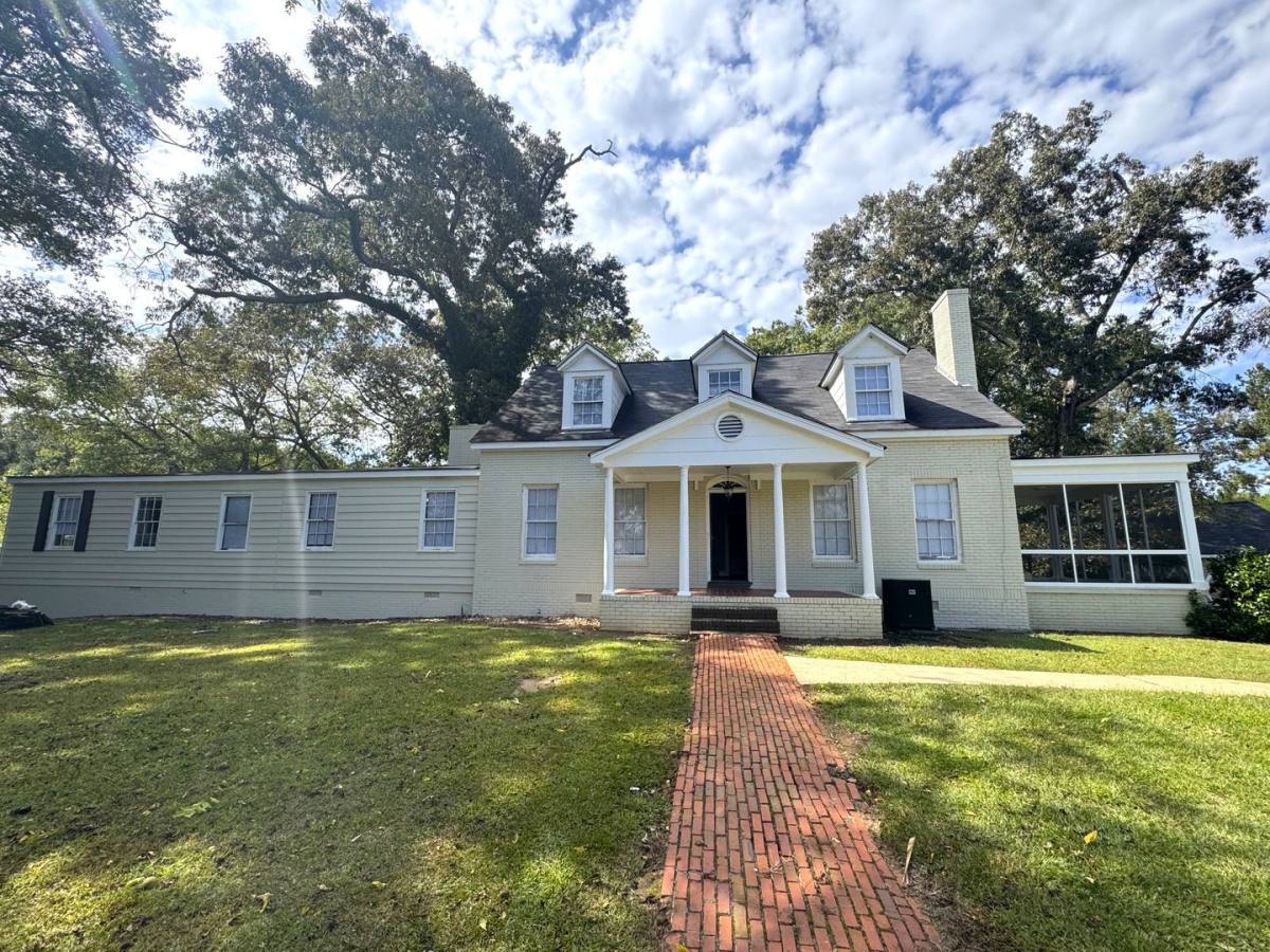 House for rent at 1020 Cherry Hills Court, Athens, GA 30606