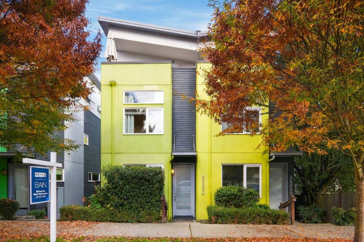 Townhouse for rent at 3628A 36th Ave S, Seattle, WA 98144