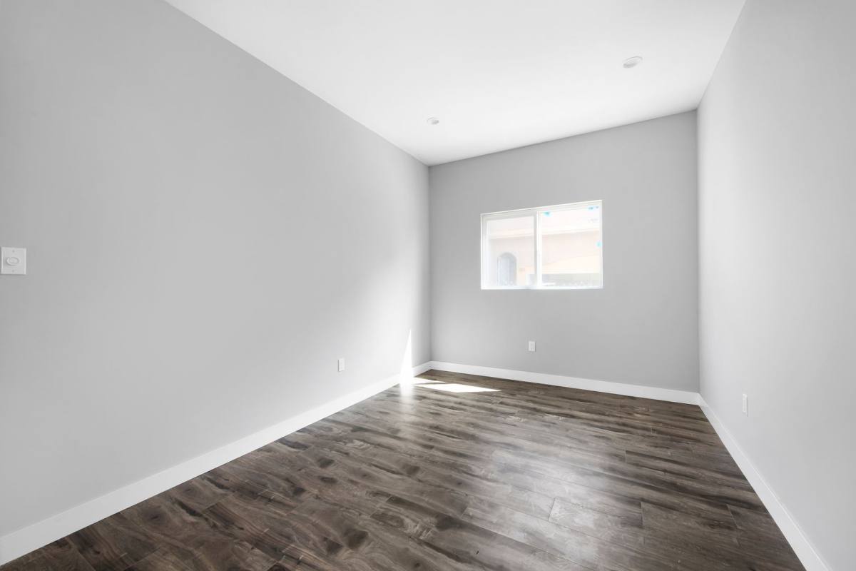 939 W 66th, Los Angeles, CA 90044 - Apartment for Rent - Image 10