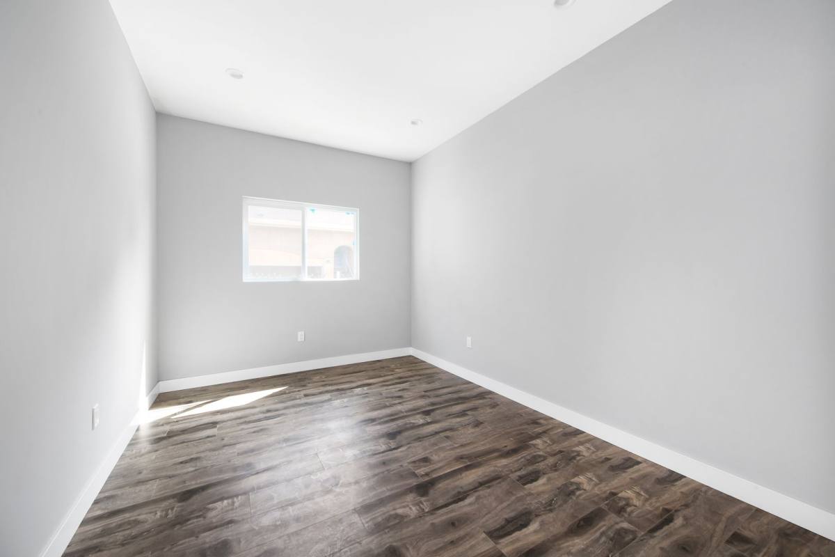 939 W 66th, Los Angeles, CA 90044 - Apartment for Rent - Image 9