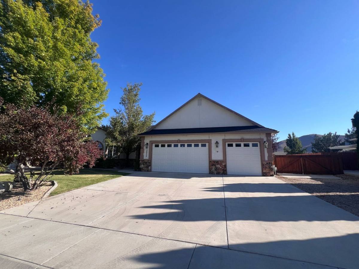House for rent at 2932 La Cresta Circle, Minden, NV 89423