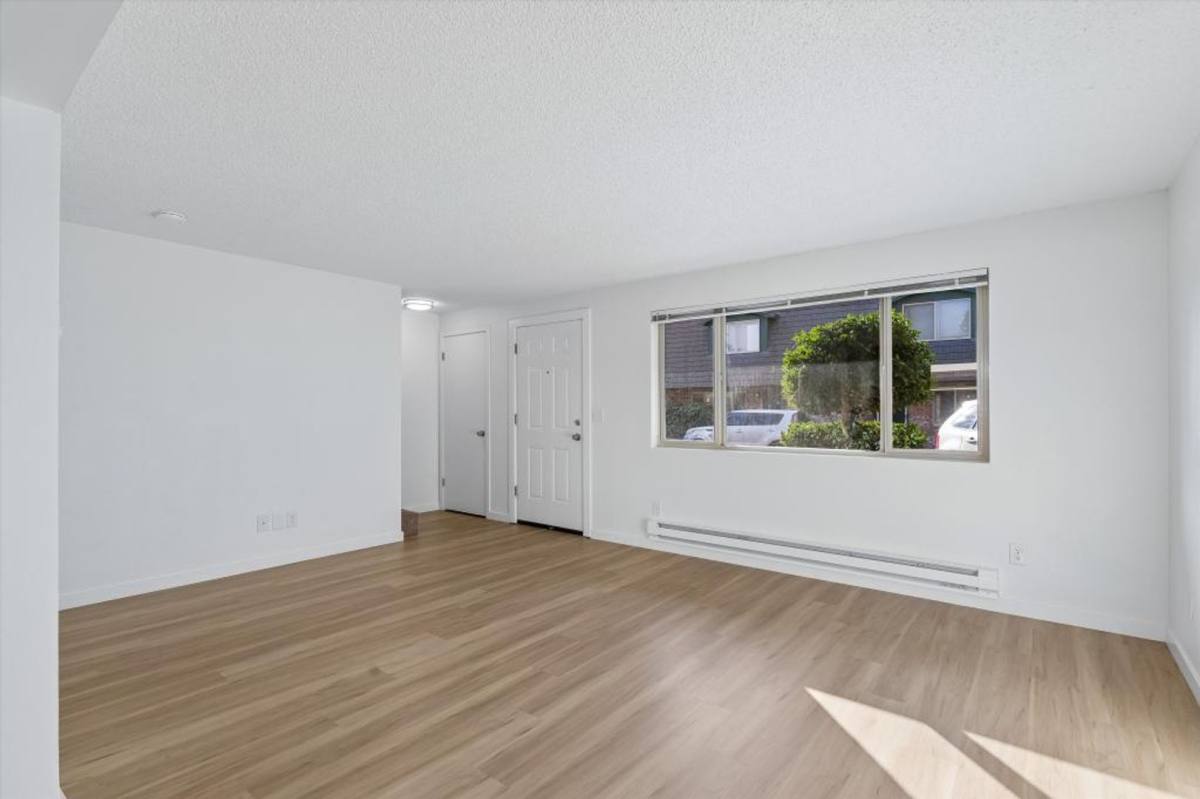20832 76th Ave W, Edmonds, WA 98026 - Townhouse for Rent - Image 4