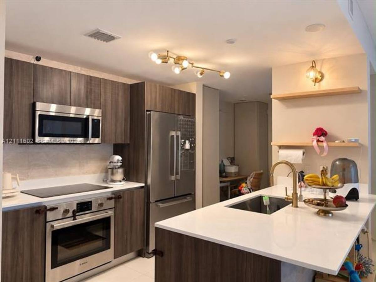 488 NE 18th St #2009, Miami, FL 33132 - Apartment for Rent - Image 1