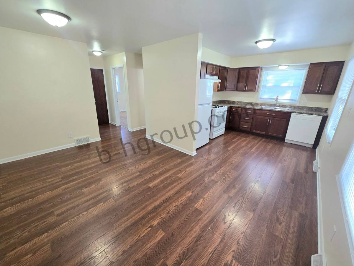 4705 42nd Ave, Kenosha, WI 53144 - Apartment for Rent - Image 2