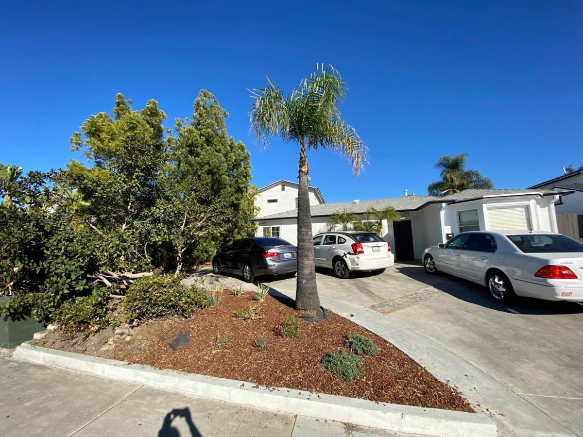Townhouse for rent at 6328 Montezuma Rd, San Diego, CA 92115
