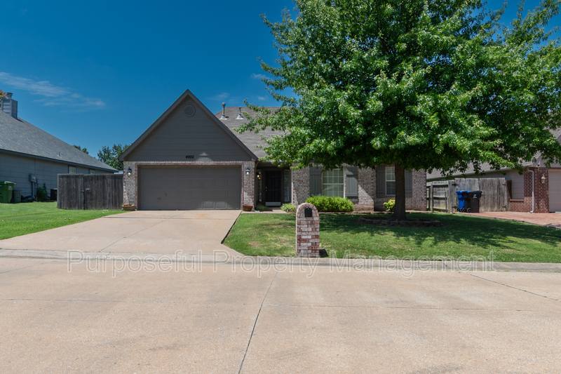 House for rent at 4002 S 198th E Ave, Broken Arrow, OK 74014
