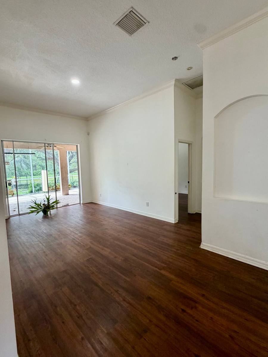 8228 Swann Hollow Dr, Tampa, FL 33647 - House for Rent - Image 10
