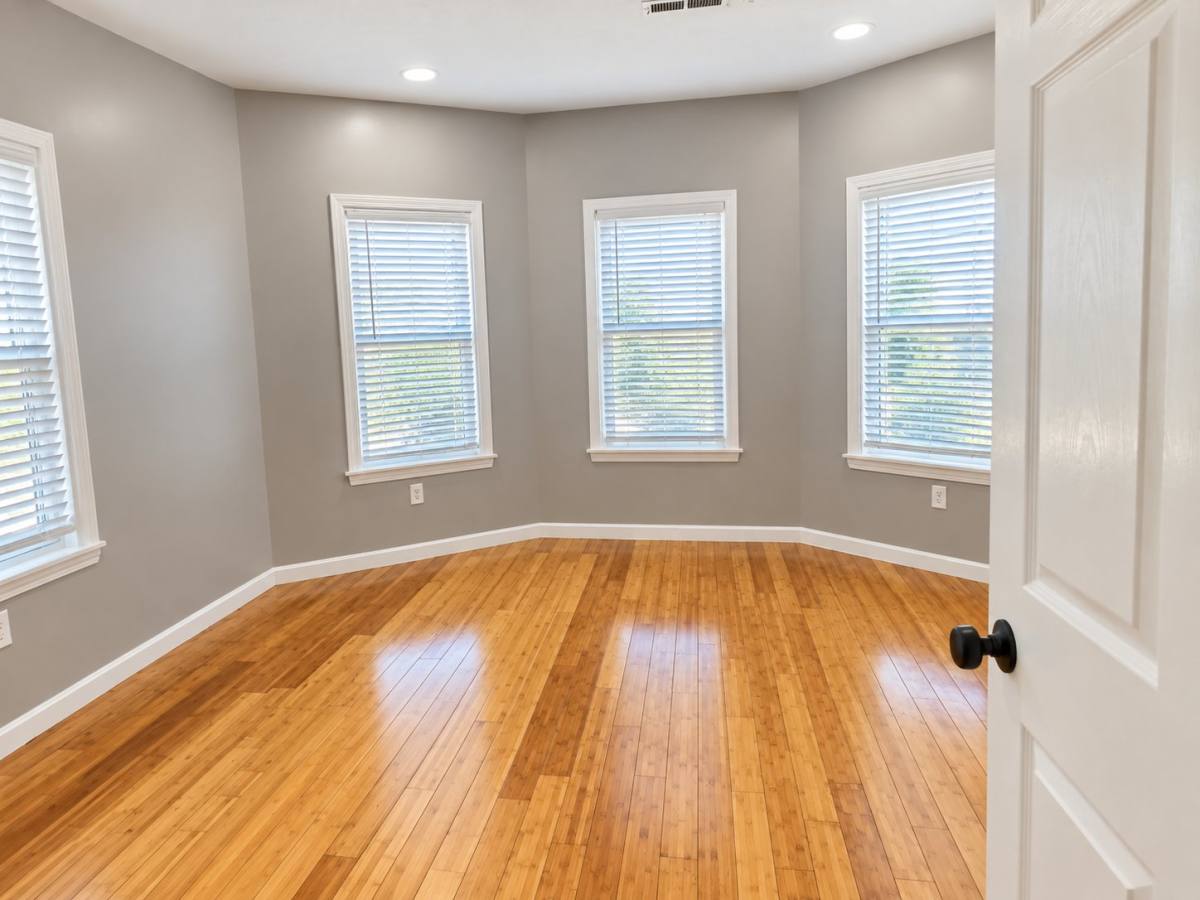 42 Perry Ave #2, Worcester, MA 01610 - Apartment for Rent - Image 9