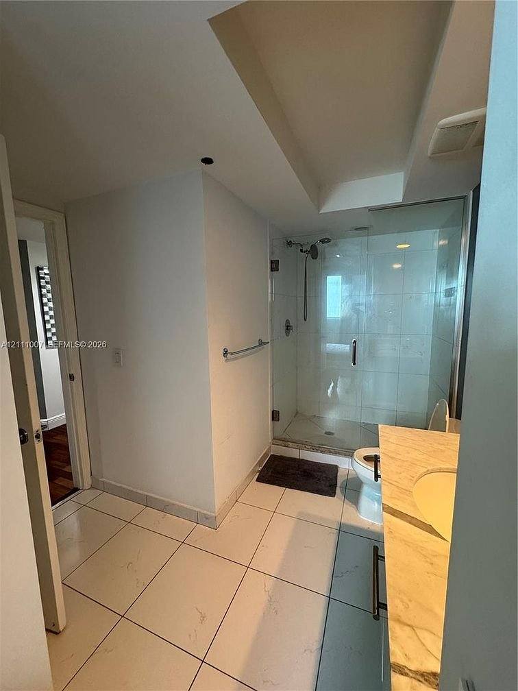 55 SE 6th St #3910, Miami, FL 33131 - Condo for Rent - Image 6