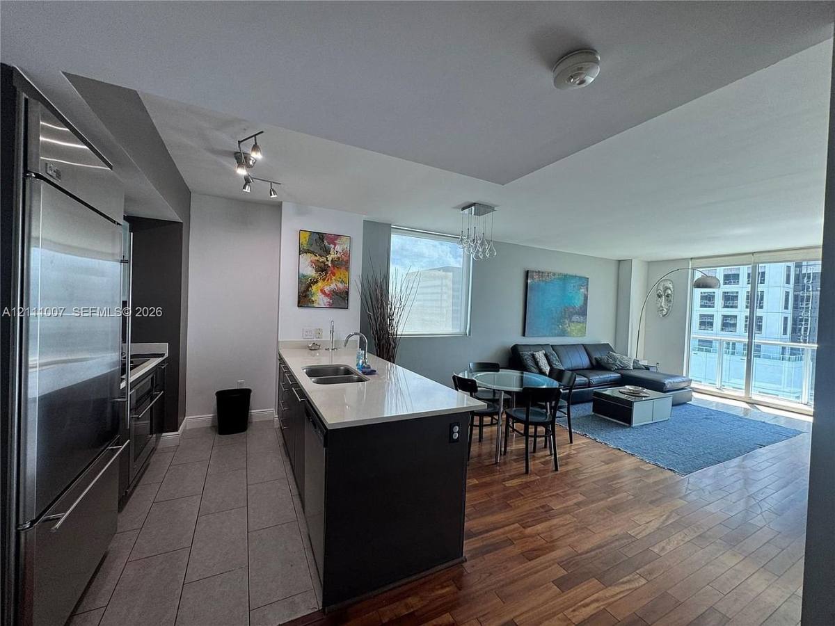 55 SE 6th St #3910, Miami, FL 33131 - Condo for Rent - Image 3