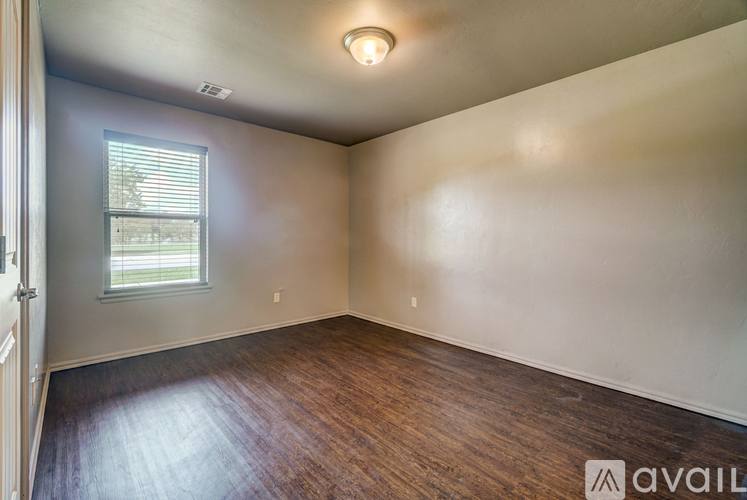 13807 Acme Rd, Shawnee, OK 74804 - Townhouse for Rent - Image 6