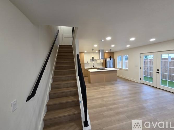 8011 Beverly Blvd, Everett, WA 98203 - House for Rent - Image 3