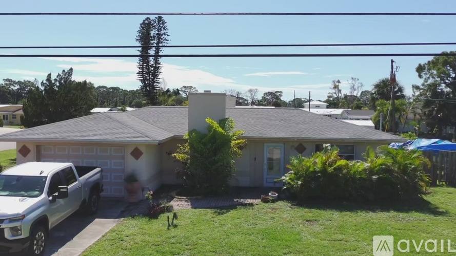 2075 Mississippi Ave, Englewood, FL 34224 - House for Rent - Image 1