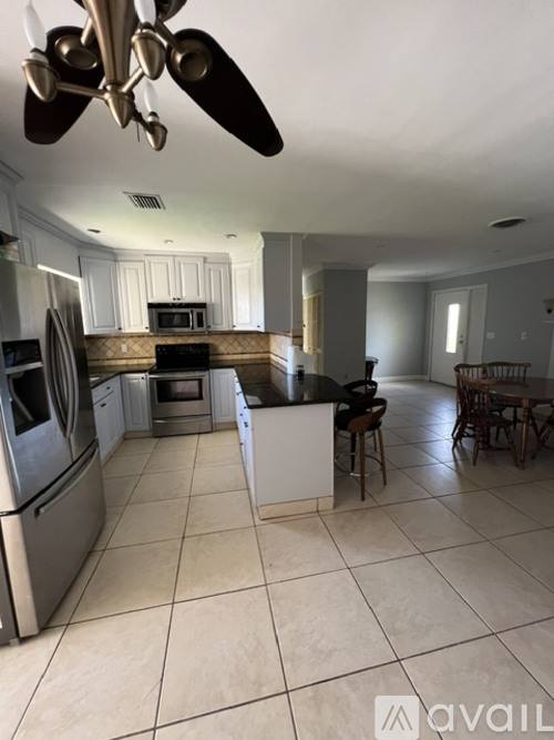 2075 Mississippi Ave, Englewood, FL 34224 - House for Rent - Image 10