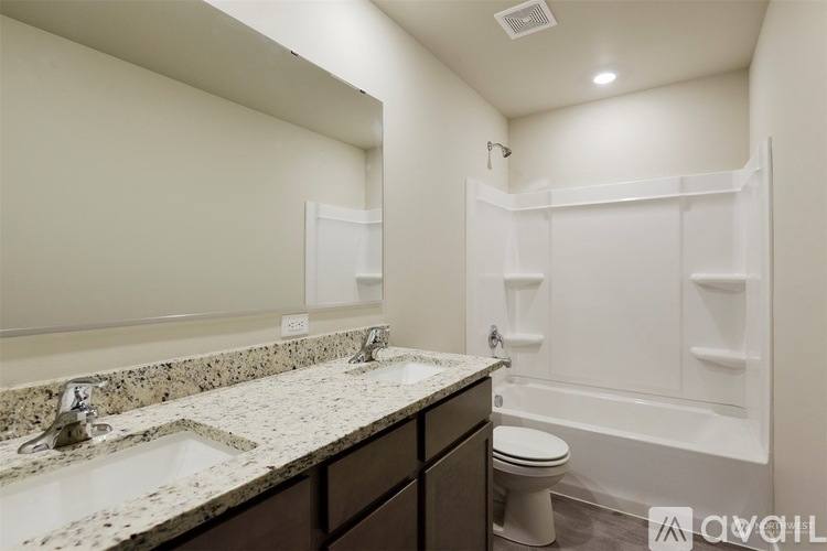 1302 87th St E, Tacoma, WA 98445 - House for Rent - Image 6
