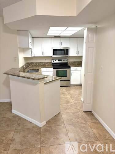 Condo for rent at 1100 Crestwood Court S #1112, West Palm Beach, FL 33411