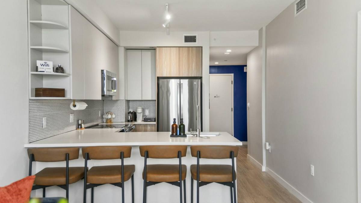 Apartment for rent at 3411 N Federal Highway, Fort Lauderdale, FL 33306